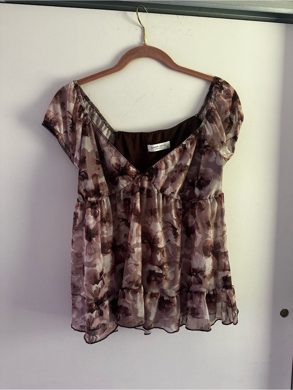 Floral V-Neck Peasant Top - Brown Floral